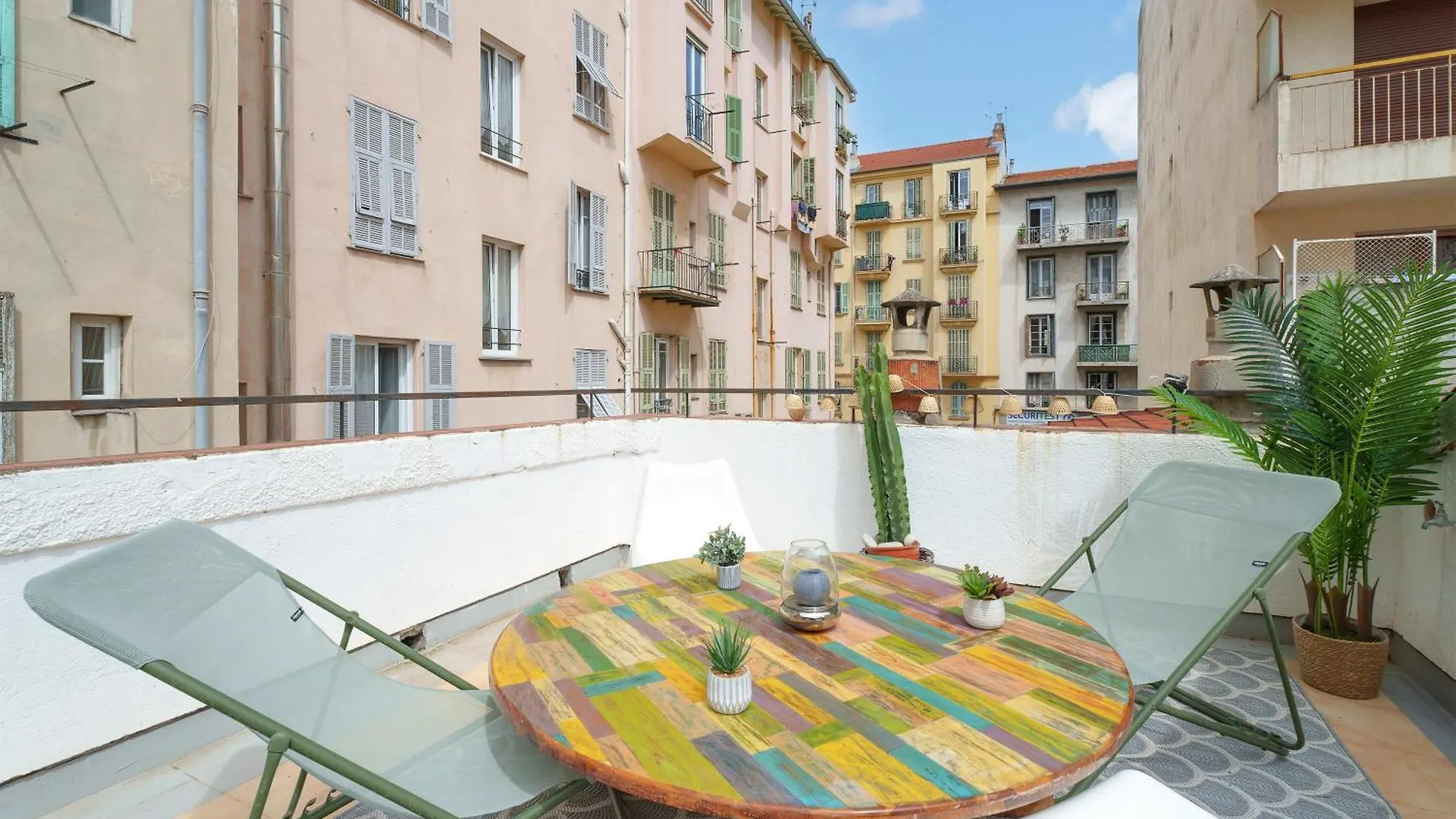 Nice Renting - Barberis - Unique Getaway 2-Room With Rooftop Terrace location