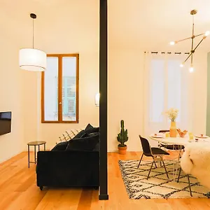 Moulin -old Town Apartment